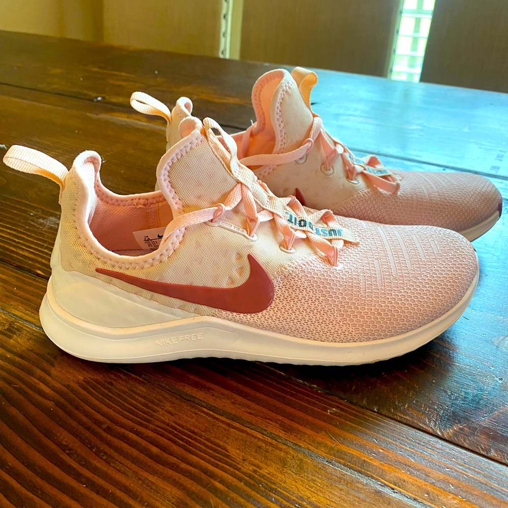 Nike free training pink sneakers GUC women’s size 7.5